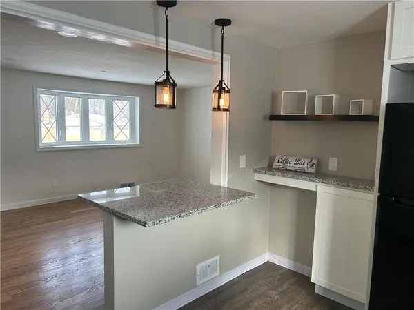 $1,875 | 214 Barbara Drive, McKees Rocks, PA 15136