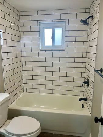 $1,875 | 214 Barbara Drive, McKees Rocks, PA 15136