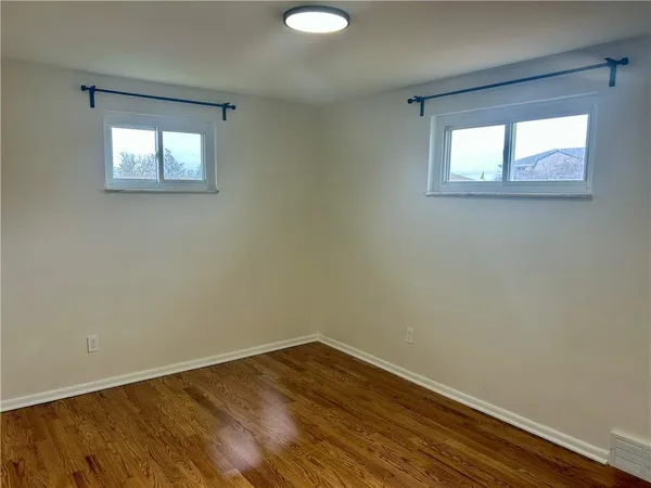 $1,875 | 214 Barbara Drive, McKees Rocks, PA 15136