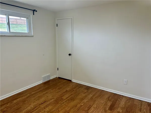 $1,875 | 214 Barbara Drive, McKees Rocks, PA 15136