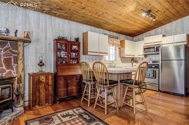 227 Beaver Pond Road Divide, CO 80814 - Photo 7 of 30 Gallery Image 7