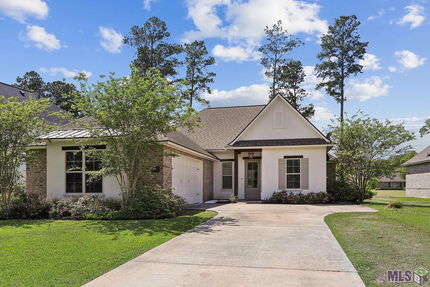 23339 Noble Oak Drive Springfield, LA 70462 - Photo 1 of 14