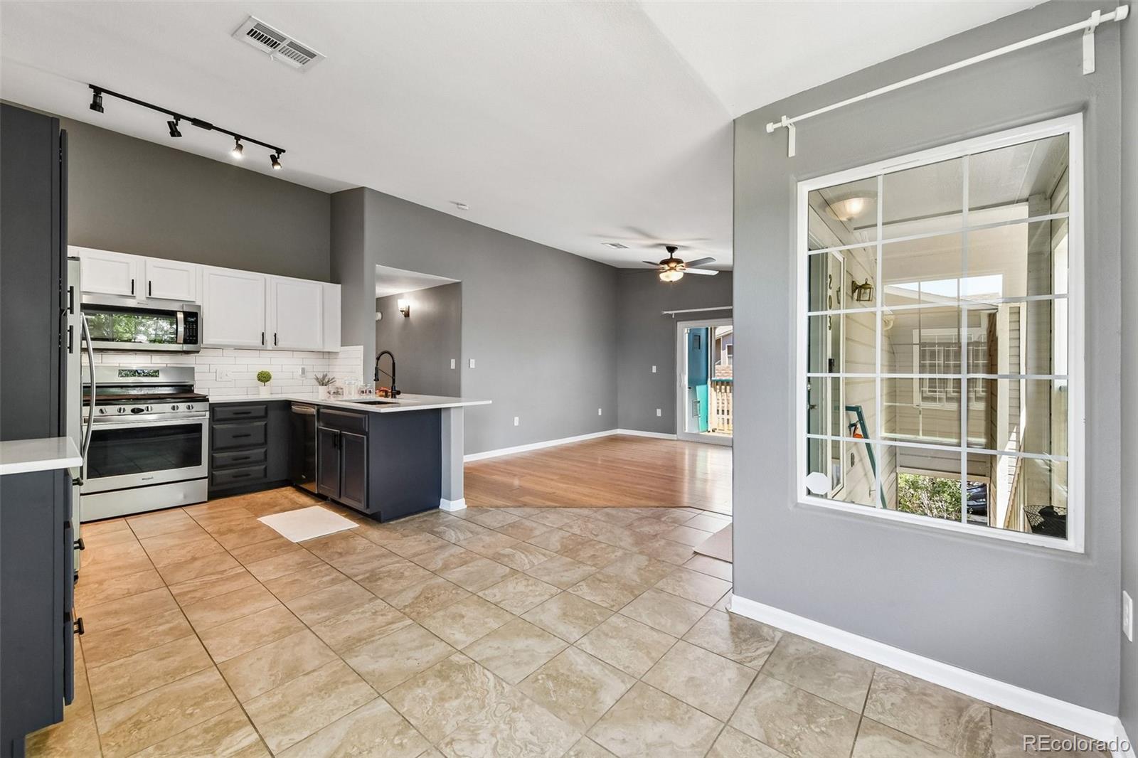 8485 Pebble Creek Way, Unit 203 Highlands Ranch, CO 80126 - Photo 5 of 49