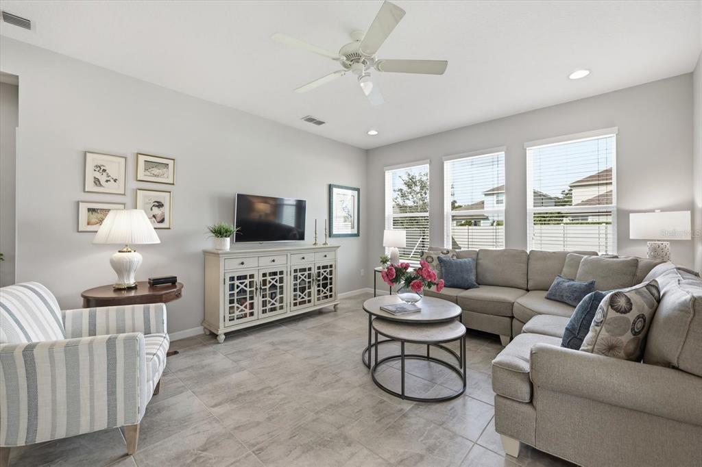 11243 Spring Gate Trail Bradenton, FL 34211 - Photo 15 of 62 Gallery Image 15