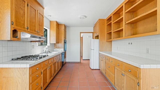 $1,127,000 | 48 Manzanita Avenue, Novato, CA 94945