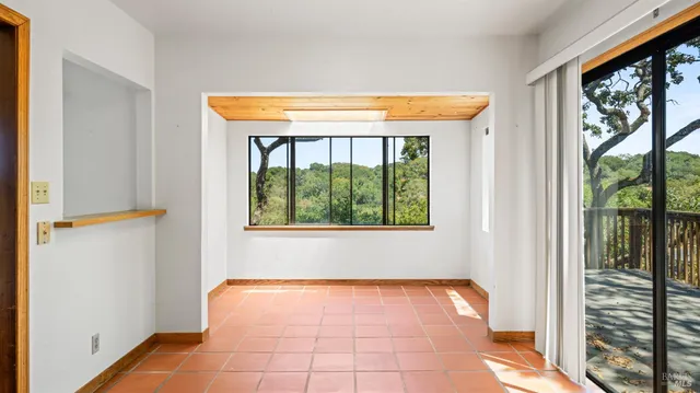 $1,127,000 | 48 Manzanita Avenue, Novato, CA 94945