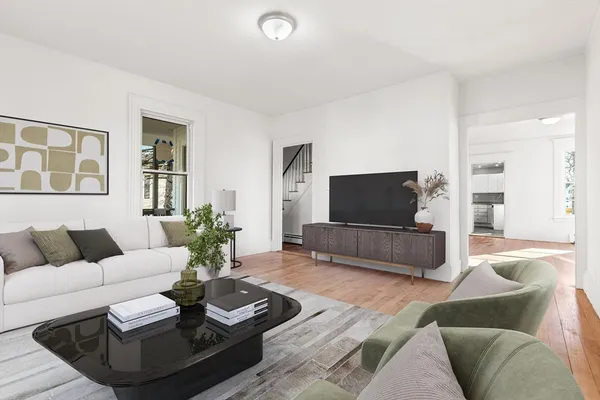 $575,000 | 68 Union Street, North Andover, MA 01845