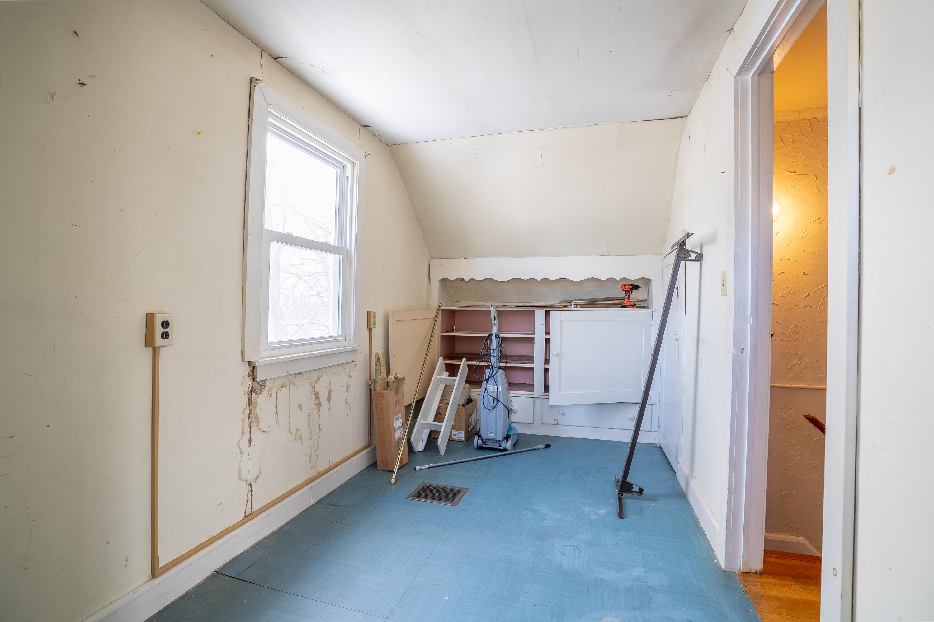 129 Crestmont Road Bangor, ME 04401 - Photo 15 of 26 129Crestmont-13
