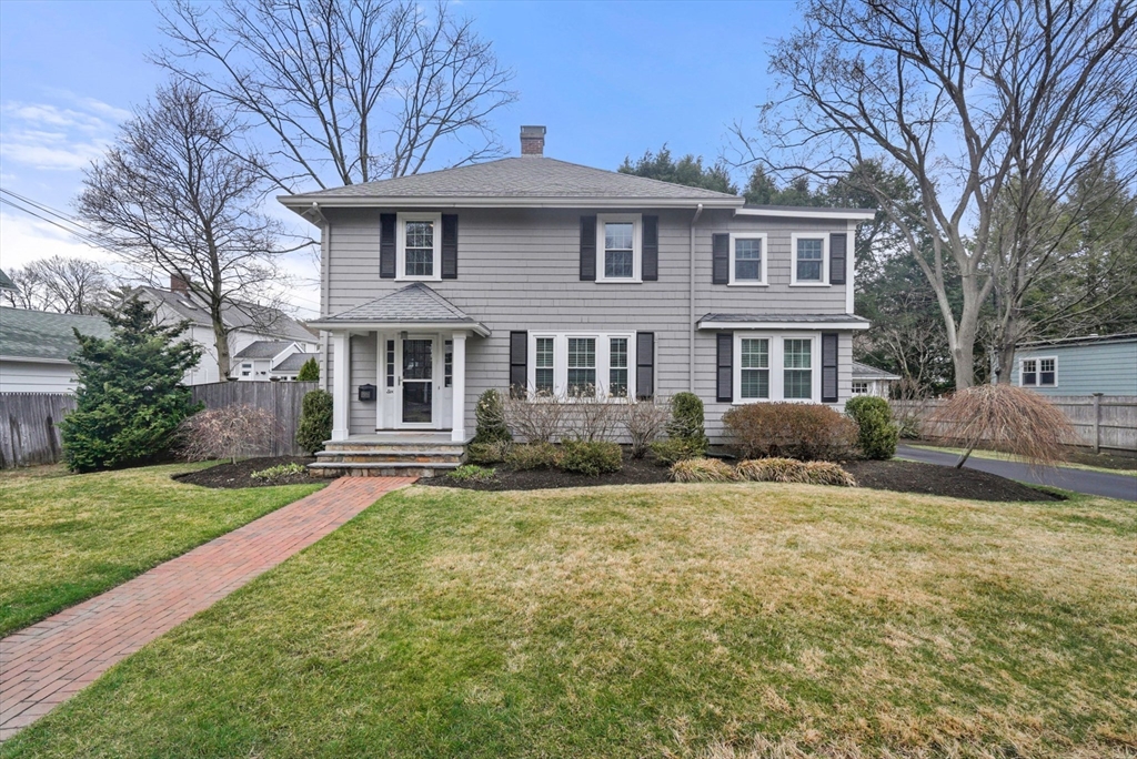 6 Saunders Terrace Wellesley, MA 02481 - Photo 1 of 41 Gallery Image 1