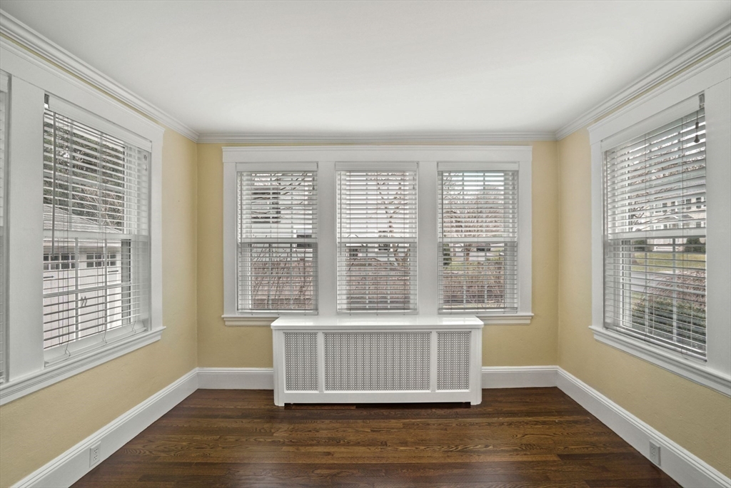 6 Saunders Terrace Wellesley, MA 02481 - Photo 11 of 41 Gallery Image 11