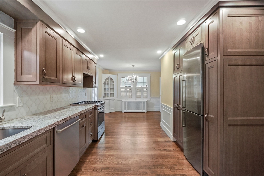 6 Saunders Terrace Wellesley, MA 02481 - Photo 16 of 41 Gallery Image 16