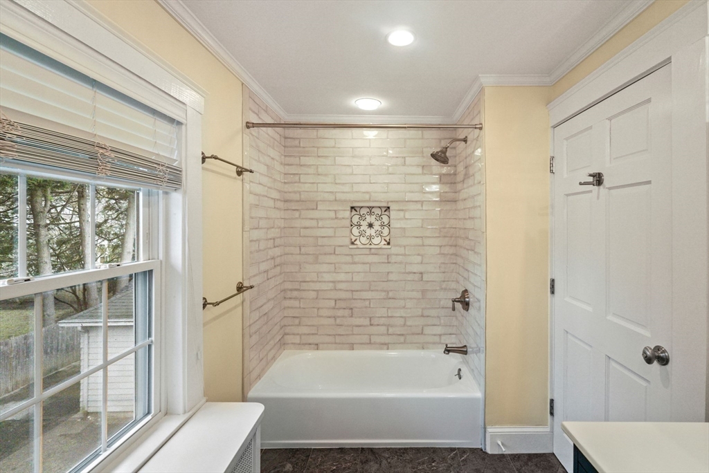 6 Saunders Terrace Wellesley, MA 02481 - Photo 24 of 41 Gallery Image 24