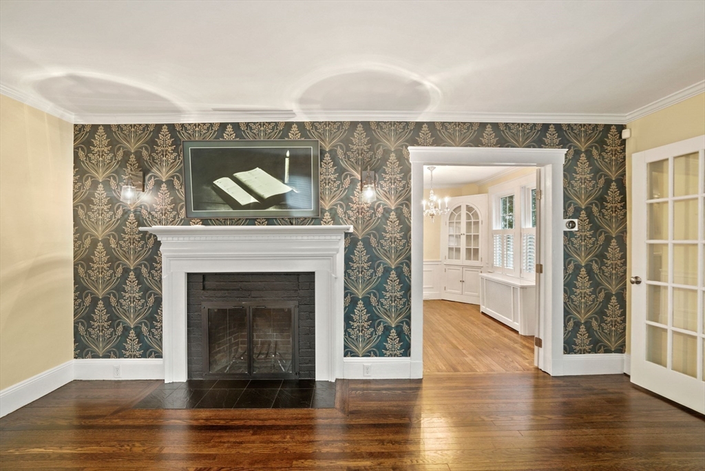 6 Saunders Terrace Wellesley, MA 02481 - Photo 8 of 41 Gallery Image 8
