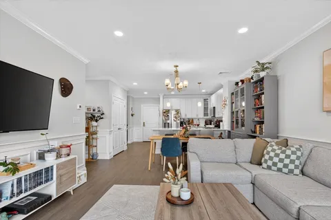$3,200 | 320 Middlesex Avenue, Unit B203, Medford, MA 02155