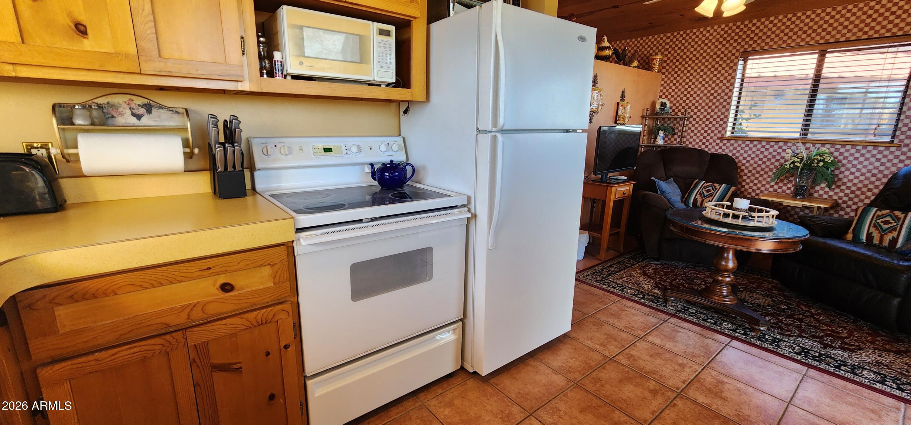 27675 State Highway 89 Congress, AZ 85332 - Photo 17 of 18 a utility room with dryer and washer