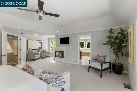 $3,095,000 | 70 Ridgecrest Court, Lafayette, CA 94549