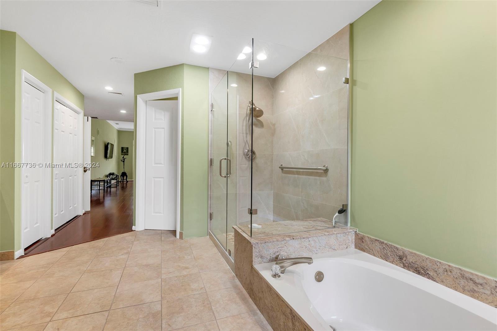 22740 Caravelle Circle Boca Raton, FL 33433 - Photo 31 of 55 Gallery Image 31