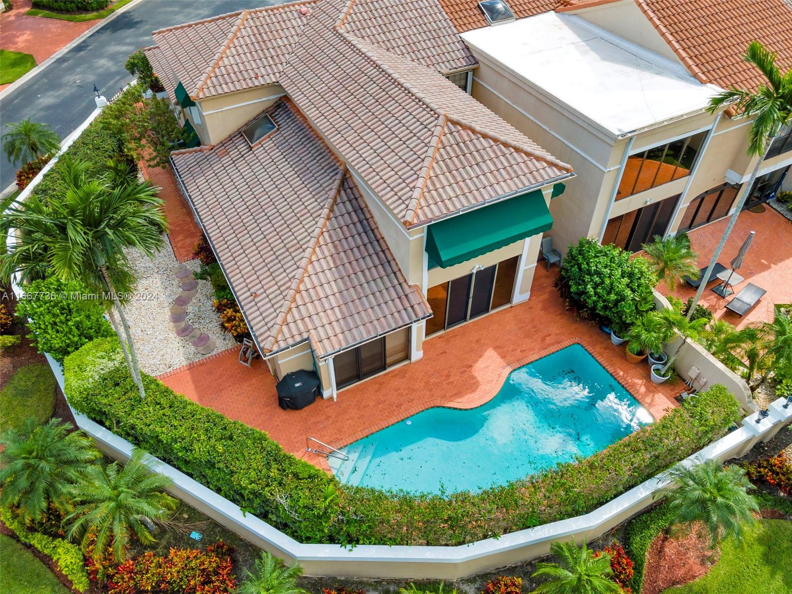 22740 Caravelle Circle Boca Raton, FL 33433 - Photo 4 of 55 Gallery Image 4