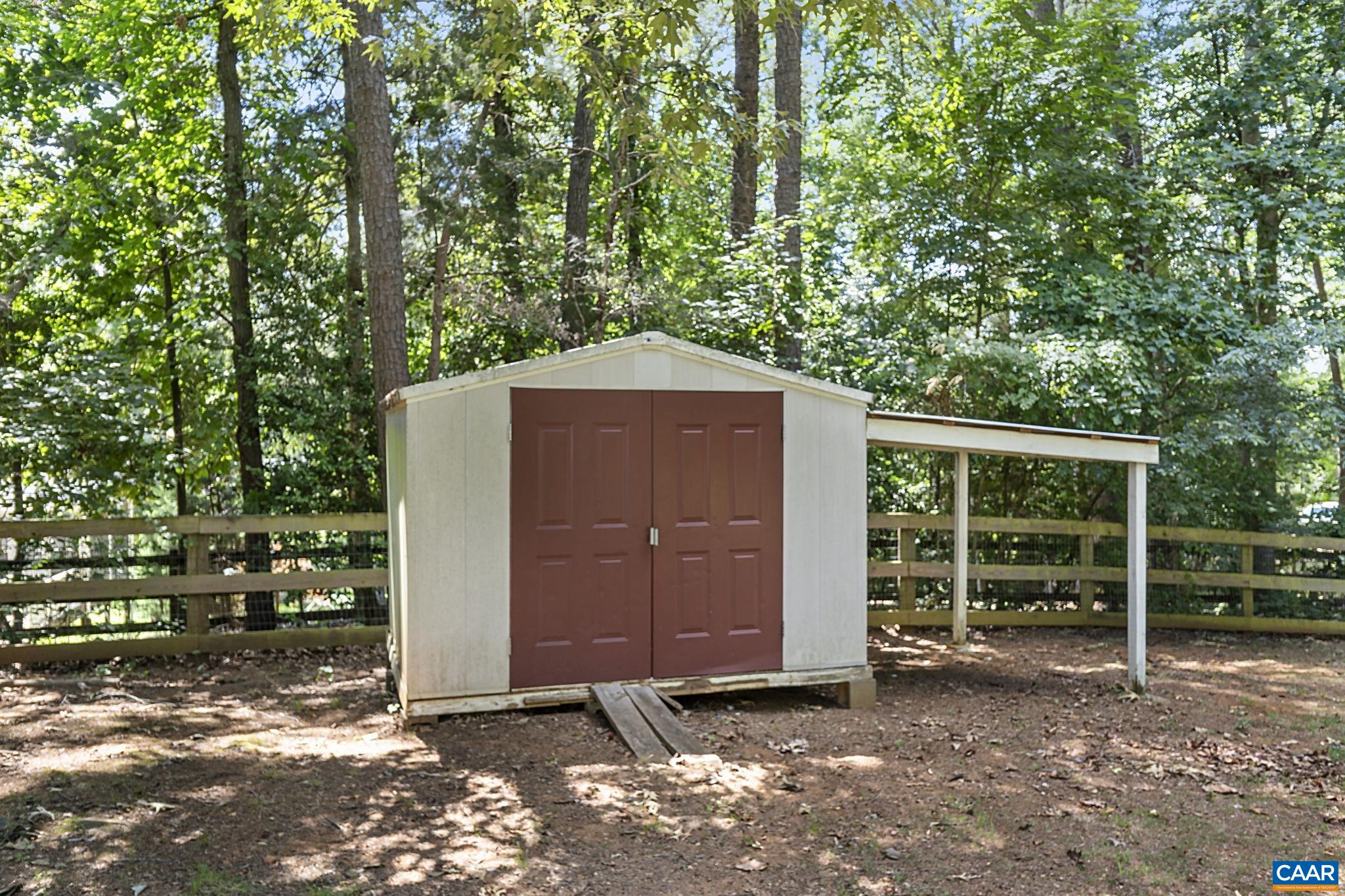 298 Northridge Road Ruckersville, VA 22968 - Photo 31 of 33 a view of backyard with green space