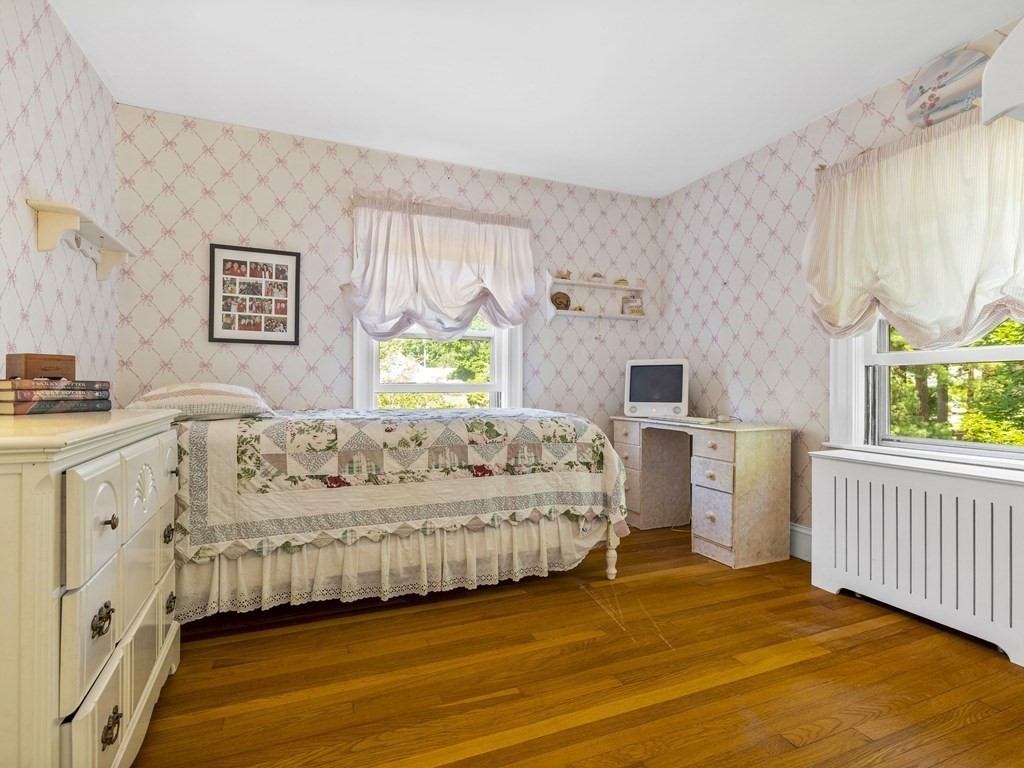 22 Ingersoll Road Wellesley, MA 02481 - Photo 17 of 21