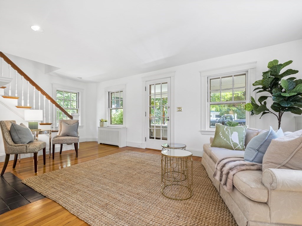 22 Ingersoll Road Wellesley, MA 02481 - Photo 3 of 21