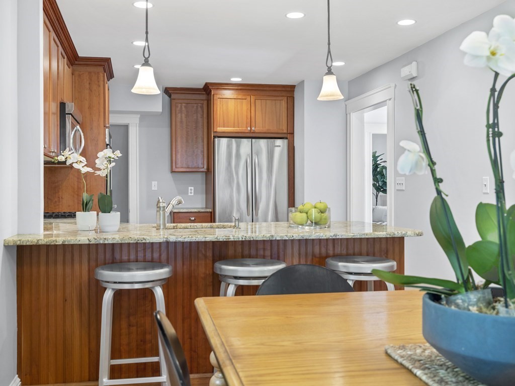 22 Ingersoll Road Wellesley, MA 02481 - Photo 7 of 21
