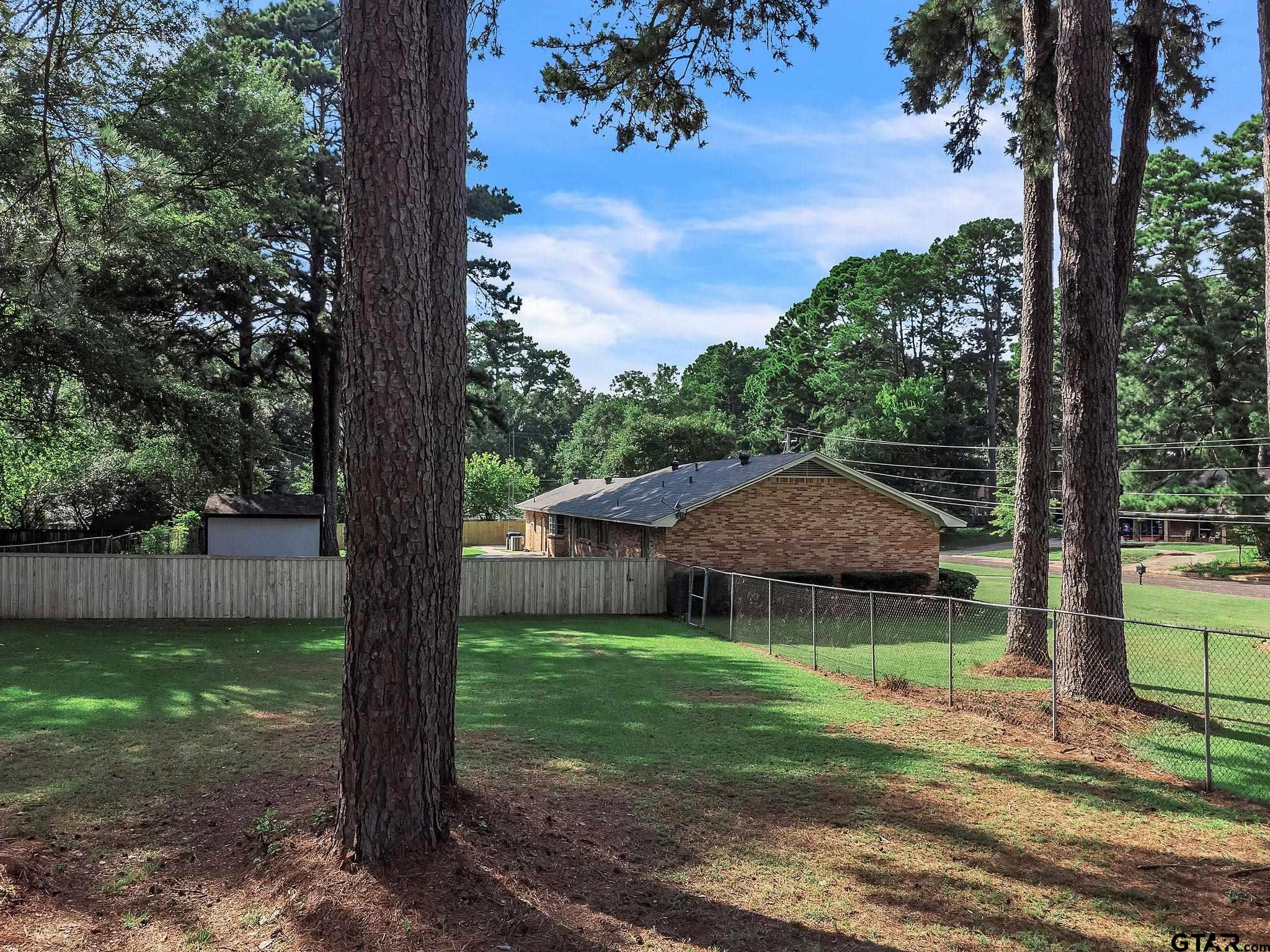 700 Emily Drive Longview, TX 75601 - Photo 31 of 45