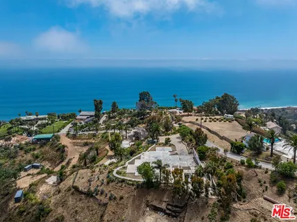 $2,495,000 | 3140 Sumac Ridge Road, Malibu, CA 90265