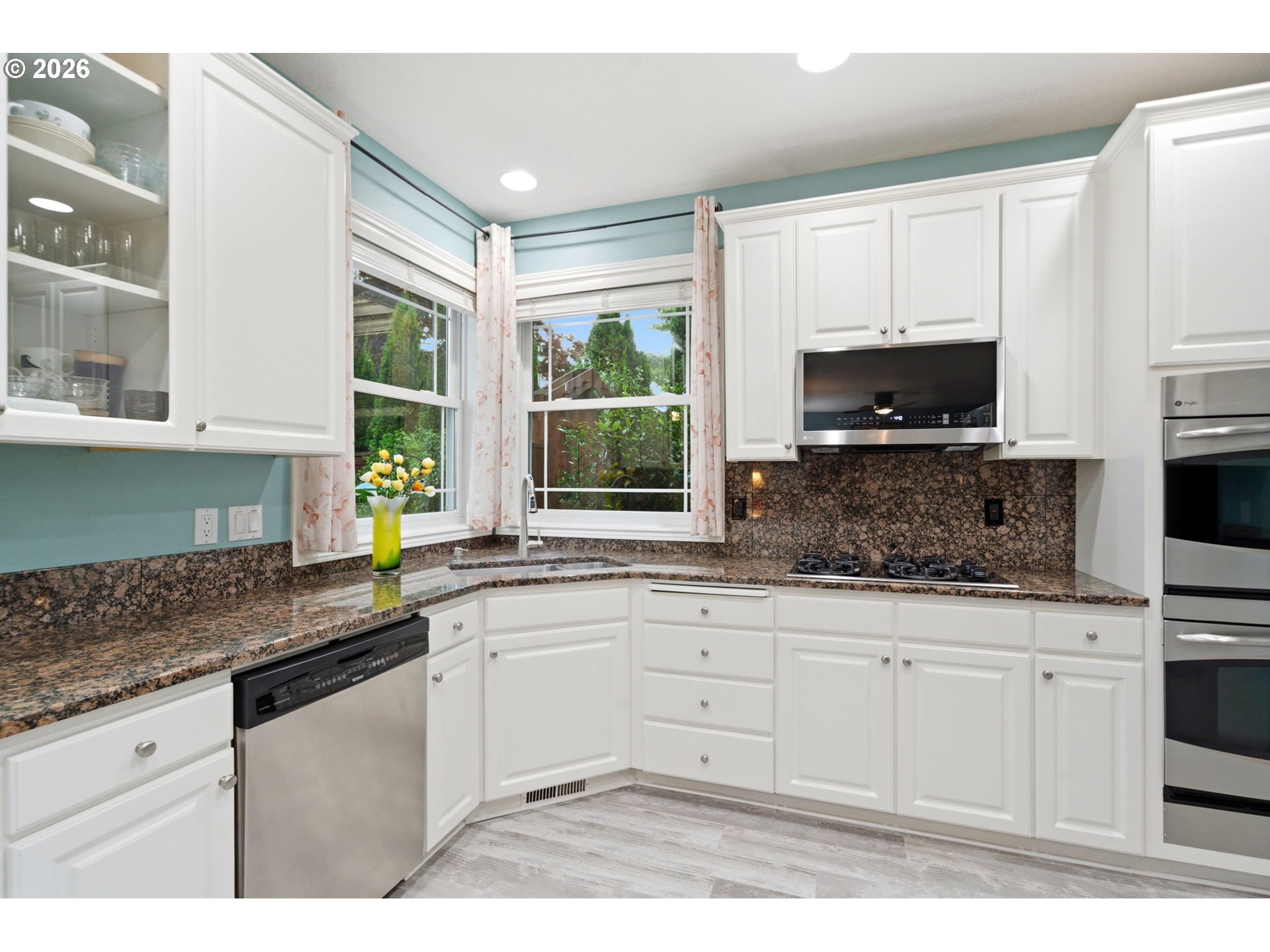 2407 Northwest 45th Avenue Camas, WA 98607 - Photo 18 of 48 Kitchen