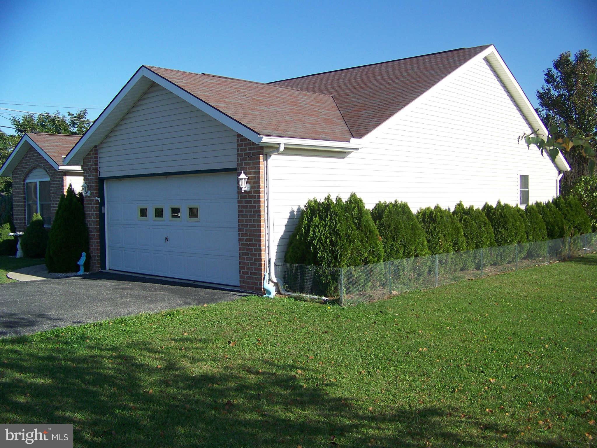 2595 Rocky Spring Road Chambersburg, PA 17201 - Photo 2 of 16 Exterior (General)