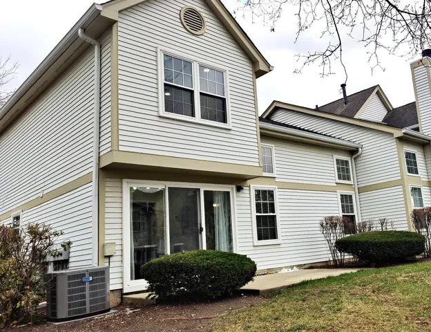 $429,900 | 138 White Branch Court South, Schaumburg, IL 60107