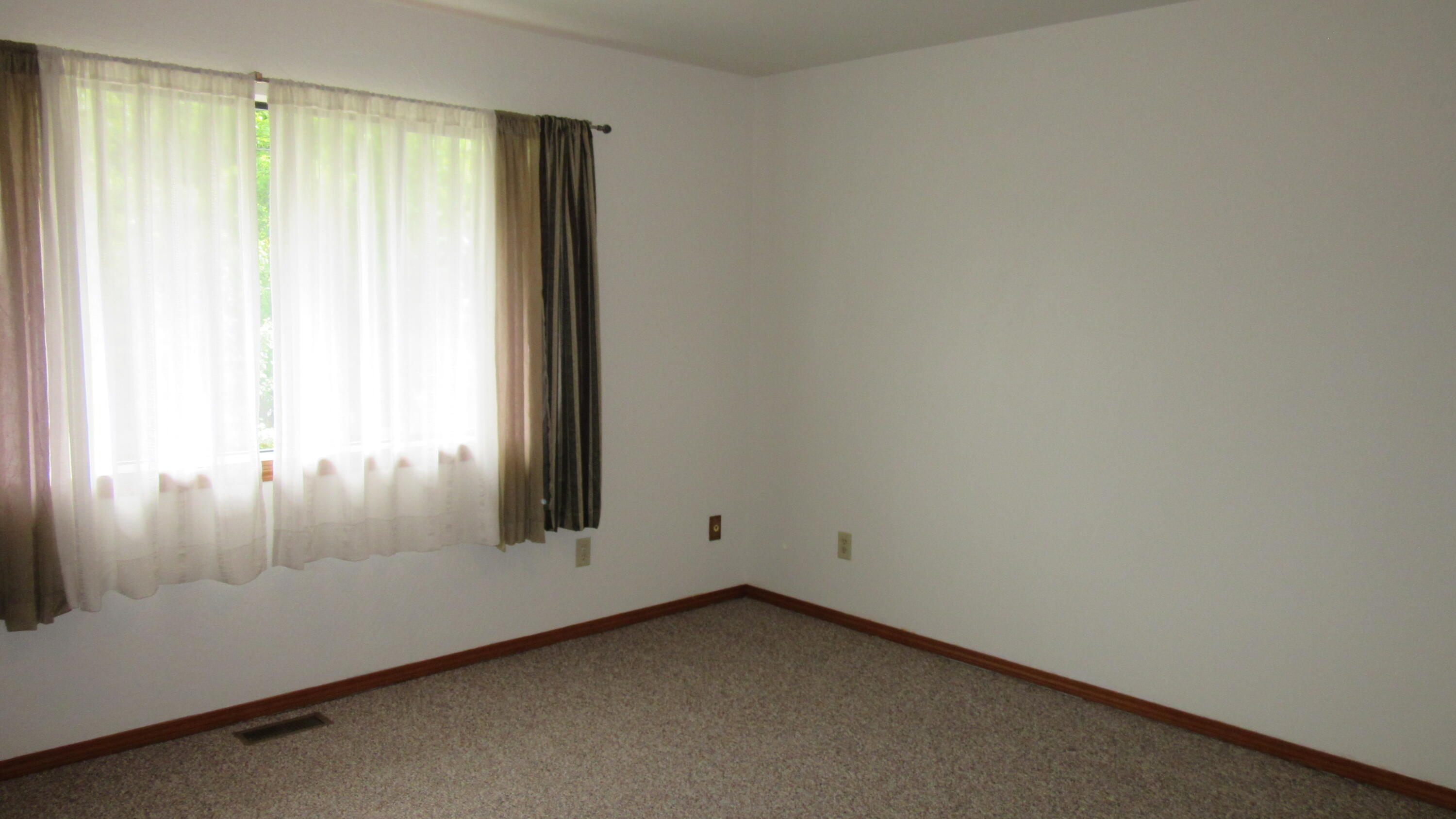 1966 Roth Court Cutten, CA 95503 - Photo 14 of 17 Master Bedroom