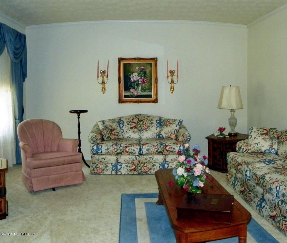 343 Holly Knowe Road Fleming Island, FL 32003 - Photo 7 of 23 Living Room 2