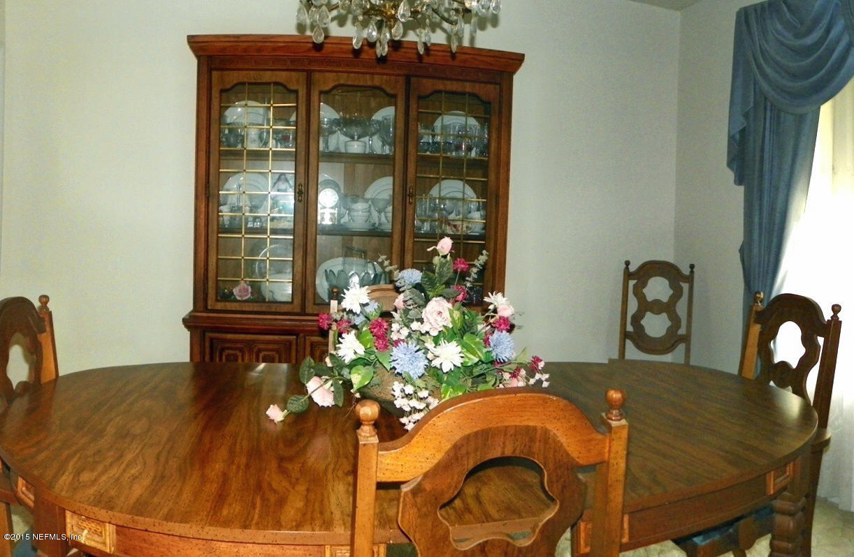 343 Holly Knowe Road Fleming Island, FL 32003 - Photo 9 of 23 Dining Room