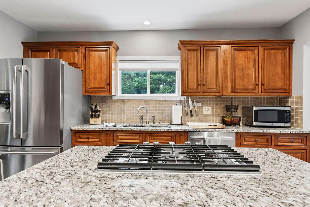 176 East Torrence Road Columbus, OH 43214 - Photo 26 of 64 Kitchen
