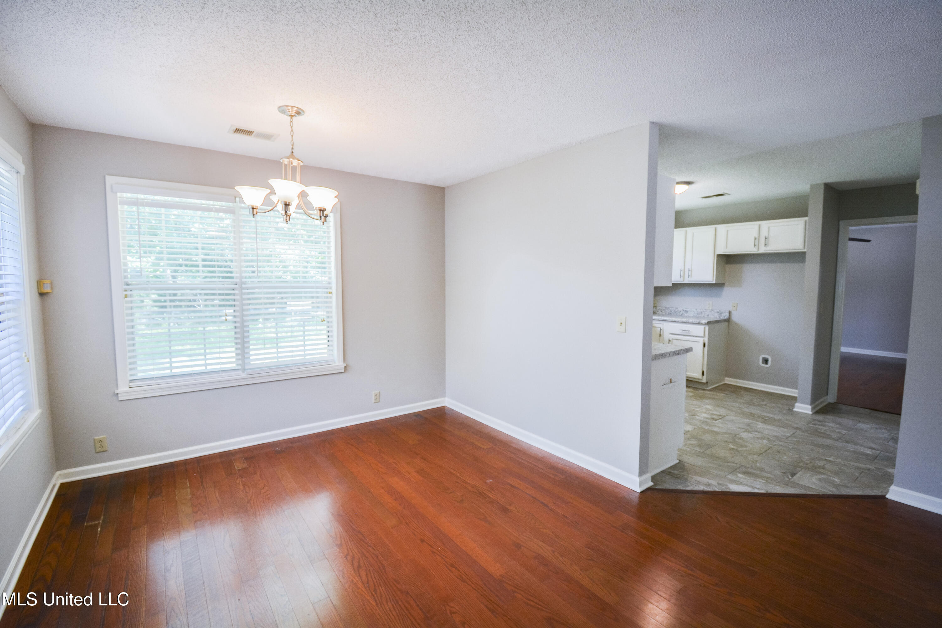 2330 Pigeon Roost Road Byhalia, MS 38611 - Photo 9 of 27 DSC_0030