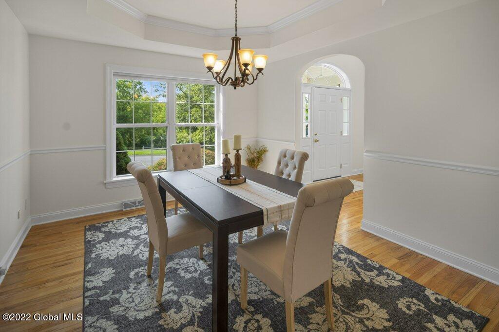 33 Dyke Road Colonie, NY 12110 - Photo 13 of 27 main floor 11