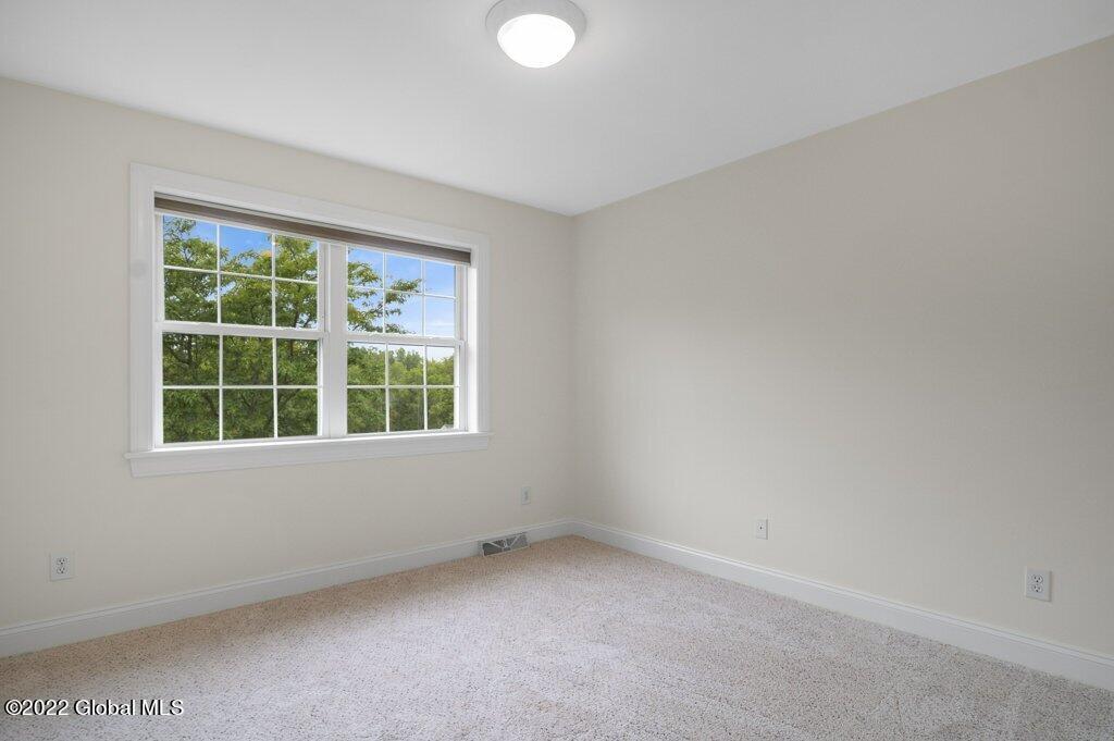 33 Dyke Road Colonie, NY 12110 - Photo 15 of 27 upper level 1
