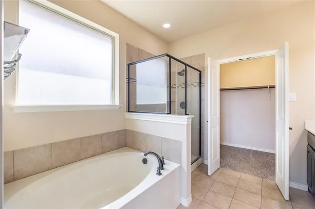 $334,900 | 637 Peach Lane, Burleson, TX 76028