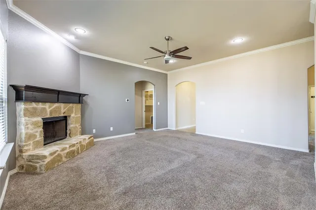 $334,900 | 637 Peach Lane, Burleson, TX 76028