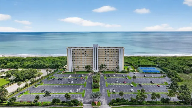 $409,000 | 3200 North Hwy A1A, Unit 1107, Hutchinson Island, FL 34949