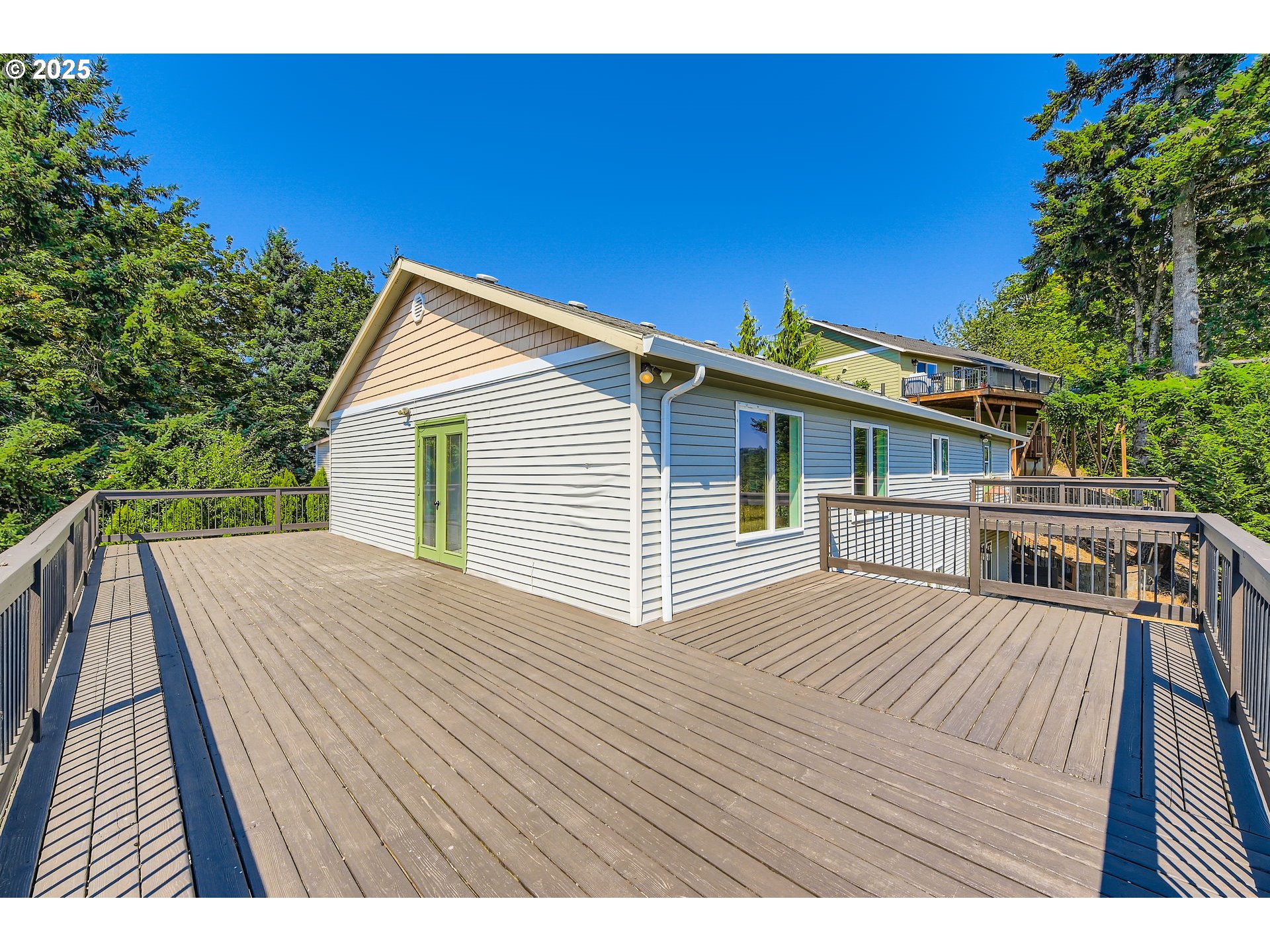 743 Southeast Forest Glen Road Estacada, OR 97023 - Photo 22 of 26 Deck