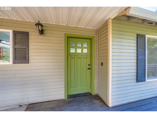 $525,000 | 743 Southeast Forest Glen Road, Estacada, OR 97023