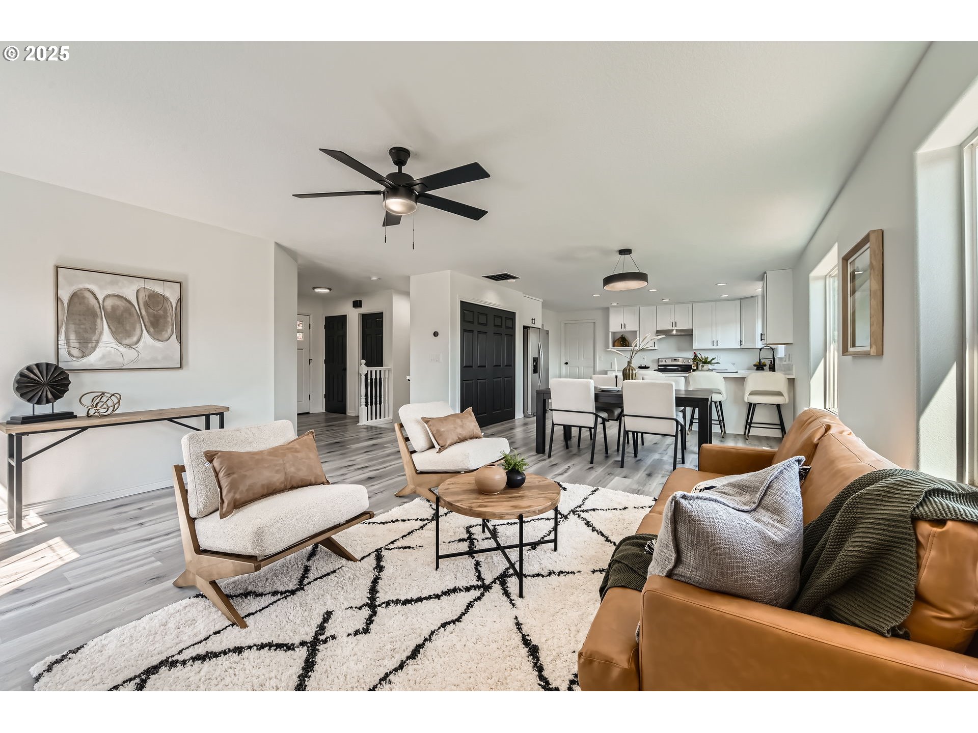 743 Southeast Forest Glen Road Estacada, OR 97023 - Photo 6 of 26 Family Room