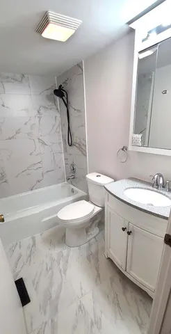 $1,500 | 10840 Kilpatrick Avenue, Unit 1NW, Oak Lawn, IL 60453