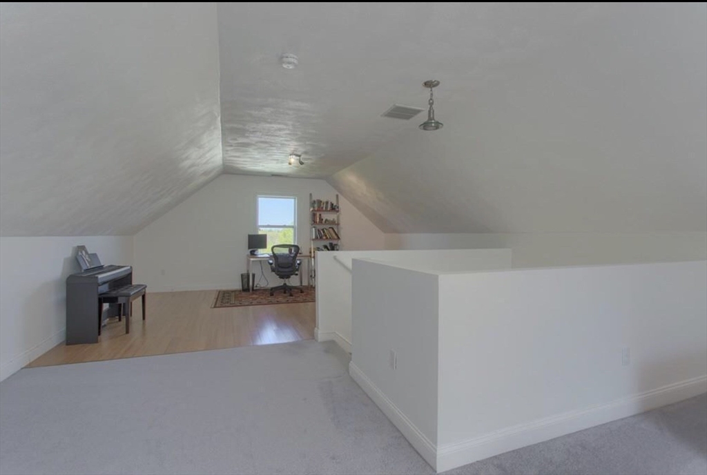 13 Cottage Street, Unit 1 Wakefield, MA 01880 - Photo 16 of 17