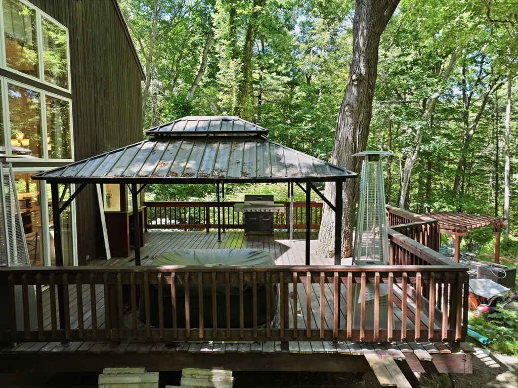 41 Apple Road Brimfield, MA 01010 - Photo 24 of 37