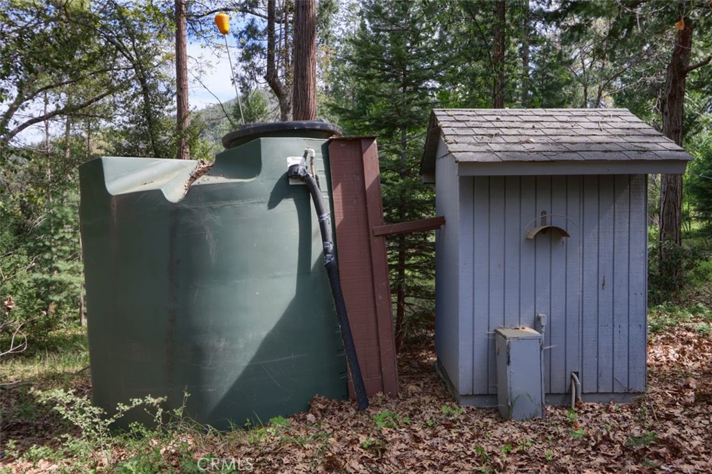 7174 Hites Cove Road Mariposa, CA 95338 - Photo 59 of 62 a view of outdoor space and yard