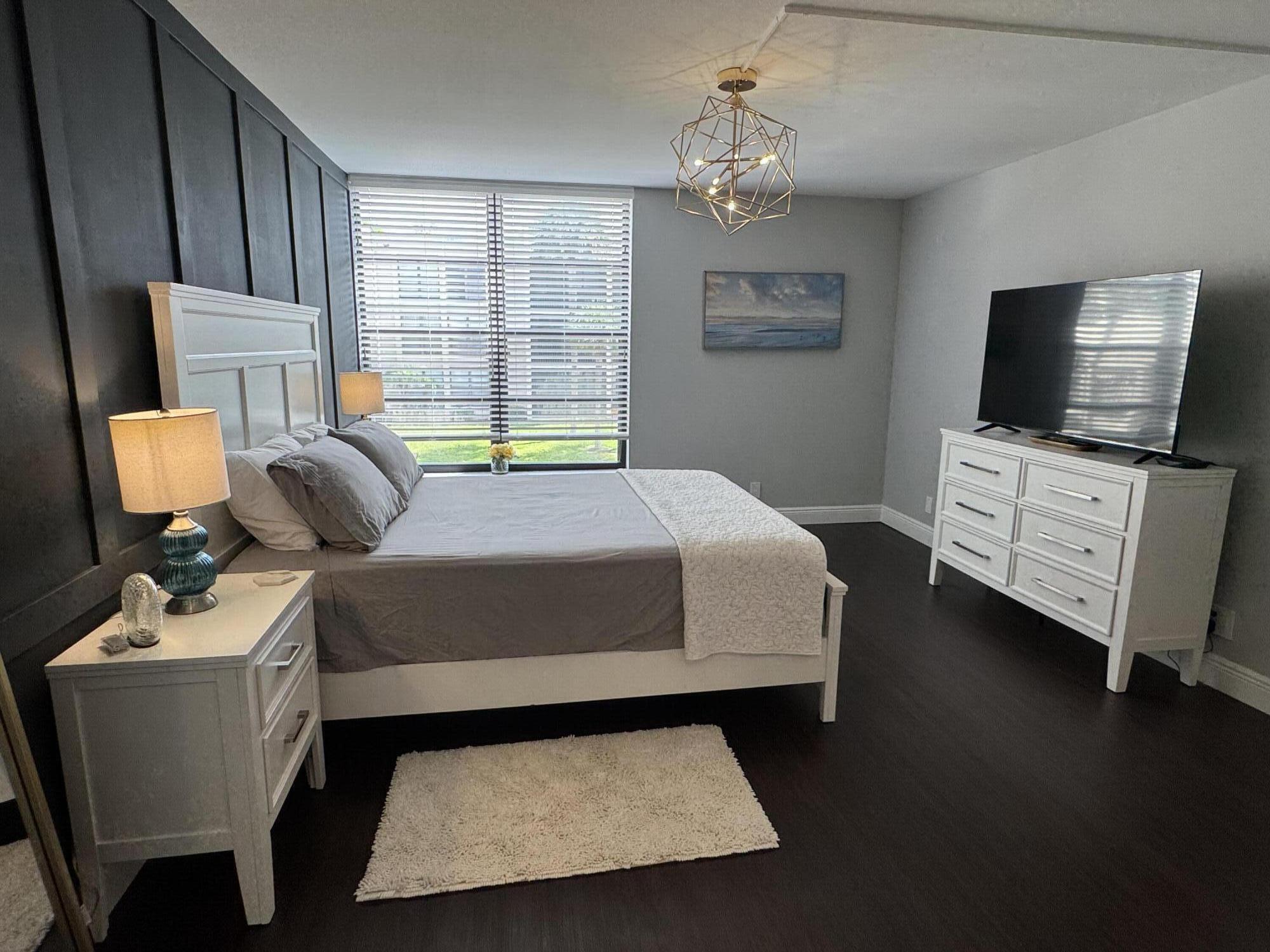 6 Royal Palm Way, Unit 202 Boca Raton, FL 33432 - Photo 7 of 29 Owner's Suite