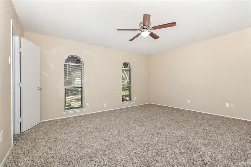 1420 Cross Bend Road Plano, TX 75023 - Photo 13 of 21